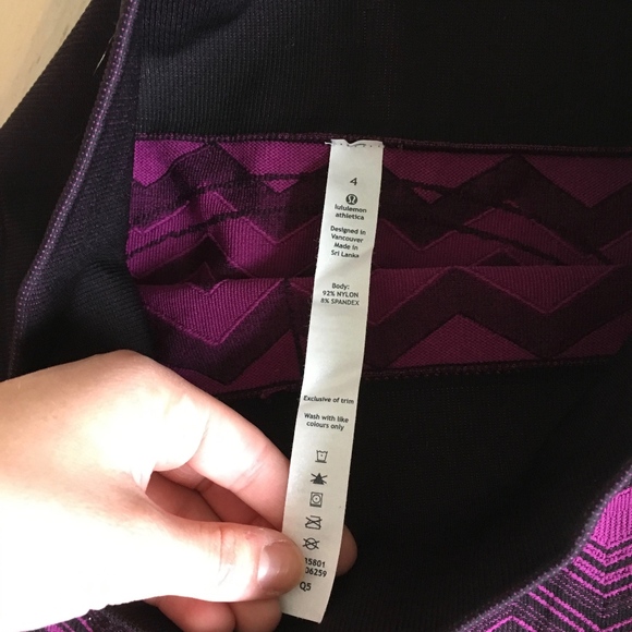 ❌SOLD❌Lululemon Intarsia Knit Cropped Leggings - Picture 3 of 6